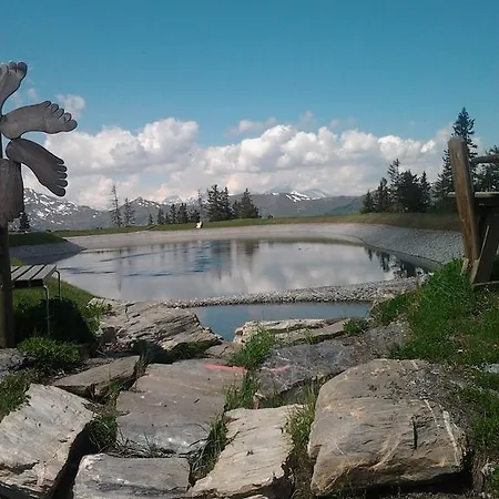 Johanna アパート ドルフガシュタイン